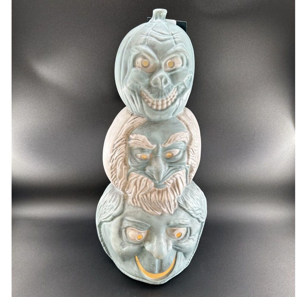 Disney's Haunted Mansion Jack-O-Lantern Hitchhiking Ghosts Lantern In/Outdoor - Picture 4 of 14